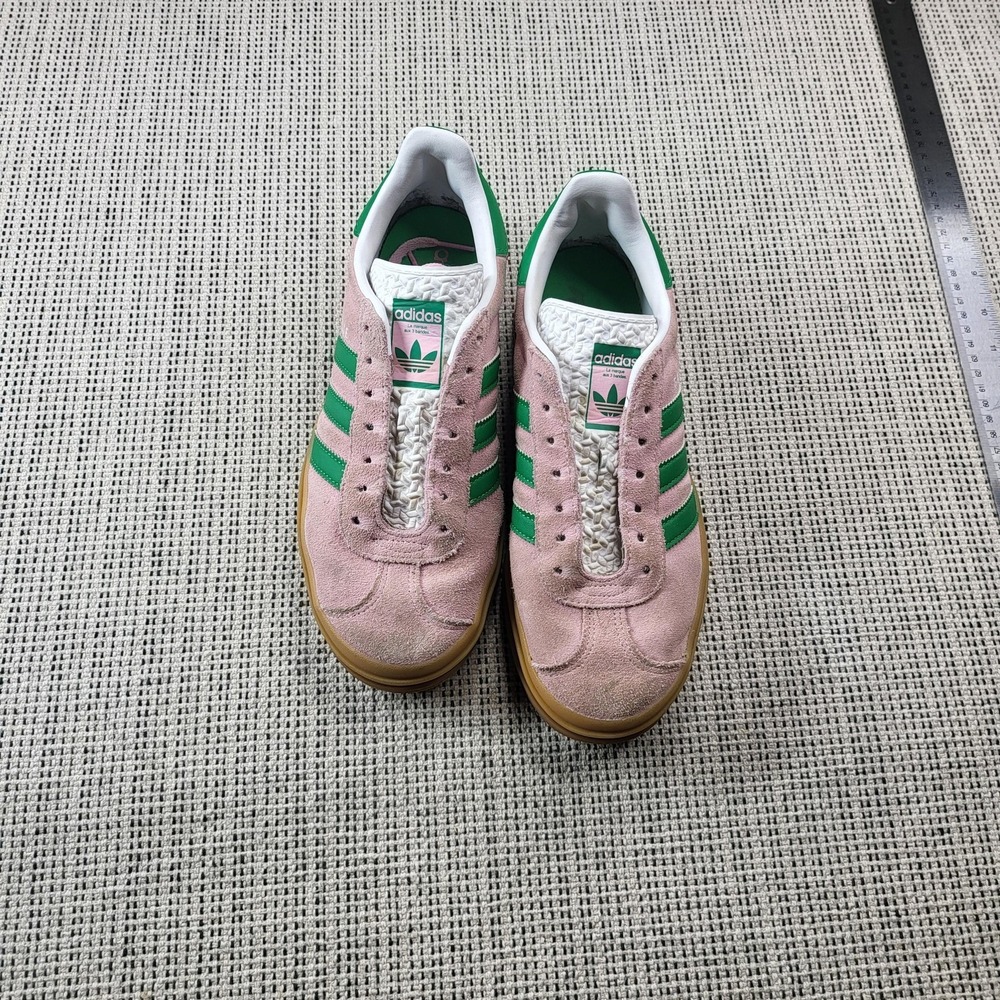 Adidas Gazelle Shoes Womens Size 8.5 Pink Green Suede Gum Sole IE0420 Sneakers